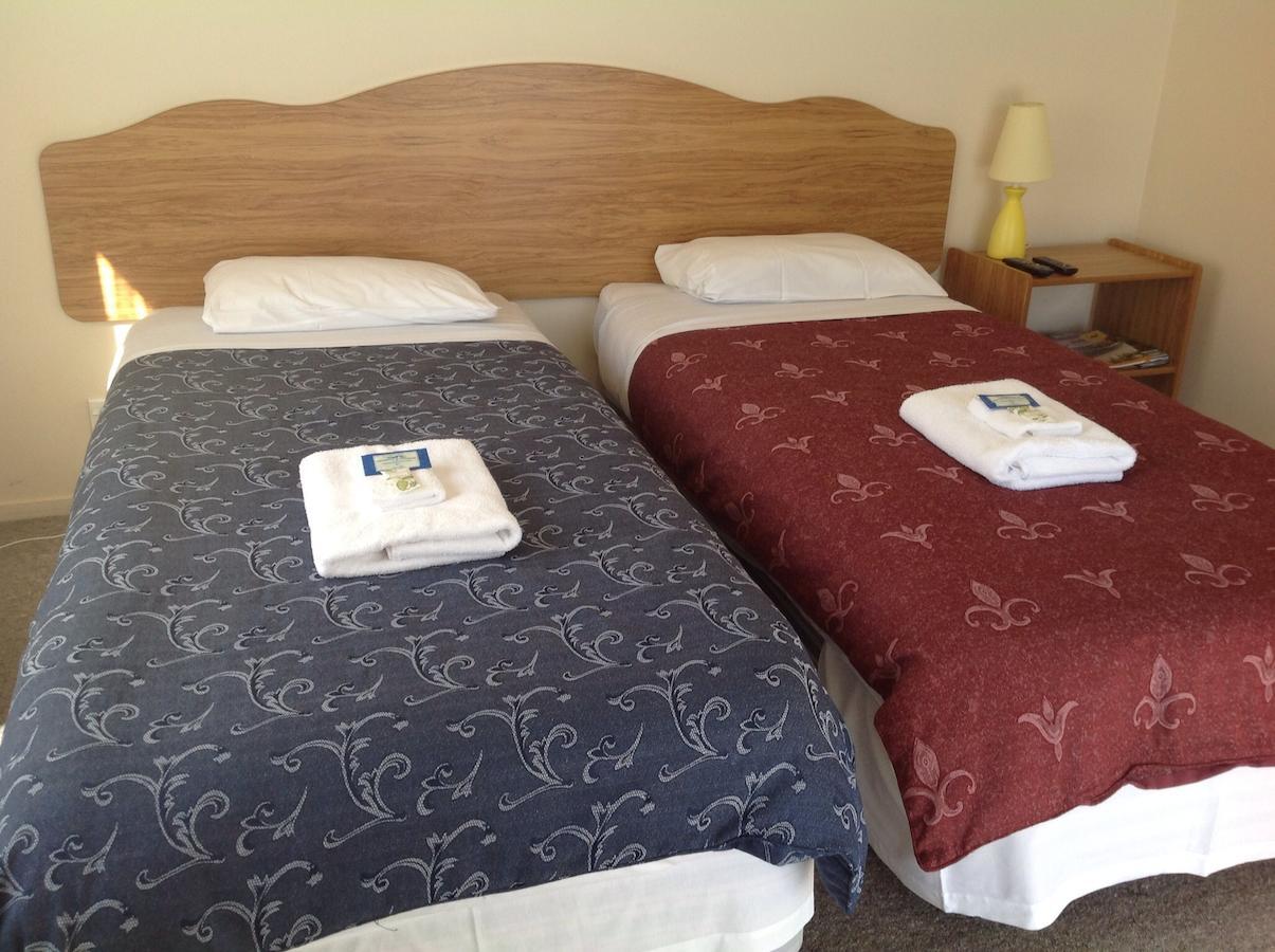 Owen River Tavern & Motels Rum bild